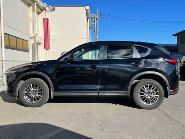 マツダ ＣＸ－５ XD 千葉県 2018(平30)年 4.9万km ジェットブラックマイカ ターボ/衝突被害軽減システム/純正ナビ/　　フルセグTV BT CD DVD AM FM/バックカメラ/クルーズコントロール/純正AW/純正フロアマット/シートカバー全席/ステアリングリモコン/電子パーキング/オートホールド/ETC