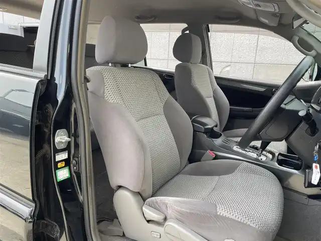 トヨタ ハイラックス サーフ SSR－X LTD 青森県 2008(平20)年 9.1万km ブラック 4WD/社外CDオーディオ/[FM/AM/CD/AUX/USB]/社外スピーカー/社外エンジンスターター/ETC/AC100V/リモコンキー/バックドアイージークローザー/フロントフォグ/バックフォグ/社外16インチAW付きスタッドレスタイヤ積込/純正フロアマット/ドアバイザー/電動格納ミラー/ヘッドライトレベライザー/保証書/取扱説明書