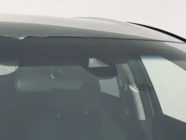 ホンダ ヴェゼル ハイブリッド ホンダセンシング 道央・札幌 2019(平31)年 4.3万km ミッドナイトブルービームM ・４WD/・寒冷地仕様/・社外メモリナビ/・CD/DVD/AUX/・バックカメラ/・ホンダセンシング/・クリアランスソナー/・オートホールドブレーキ/・パドルシフト/・レーンキープアシスト/・横滑り防止装置/・LEDヘッドライト/・オートライト/・プッシュスタート/・スマートキー/・スペアキー/・純正フロアマット/・純正16インチAW/・ドアバイザー/・取扱説明書