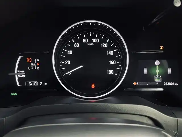ホンダ ヴェゼル ハイブリッド ホンダセンシング 道央・札幌 2019(平31)年 4.3万km ミッドナイトブルービームM ・４WD/・寒冷地仕様/・社外メモリナビ/・CD/DVD/AUX/・バックカメラ/・ホンダセンシング/・クリアランスソナー/・オートホールドブレーキ/・パドルシフト/・レーンキープアシスト/・横滑り防止装置/・LEDヘッドライト/・オートライト/・プッシュスタート/・スマートキー/・スペアキー/・純正フロアマット/・純正16インチAW/・ドアバイザー/・取扱説明書