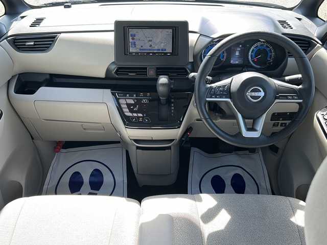 日産 ルークス X 石川県 2024(令6)年 0.5万km ブラック ４WD/衝突防止装置:ブレーキアシスト/トラクションコントロール/前席シートベルトプリテンショナー/社外ナビ（AVN-LBS01）/Bluetooth/アラウンドビューモニター/片側パワースライドドア/シートヒーター運転席/助手席/ステアリングヒーター/LEDヘッドライト/オートライト/スマートキー/レーンキープアシスト/横滑り防止装置/盗難防止装置/アイドリングストップ/ETC