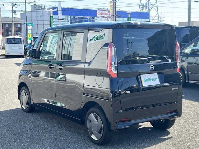 日産 ルークス X 石川県 2024(令6)年 0.5万km ブラック ４WD/衝突防止装置:ブレーキアシスト/トラクションコントロール/前席シートベルトプリテンショナー/社外ナビ（AVN-LBS01）/Bluetooth/アラウンドビューモニター/片側パワースライドドア/シートヒーター運転席/助手席/ステアリングヒーター/LEDヘッドライト/オートライト/スマートキー/レーンキープアシスト/横滑り防止装置/盗難防止装置/アイドリングストップ/ETC