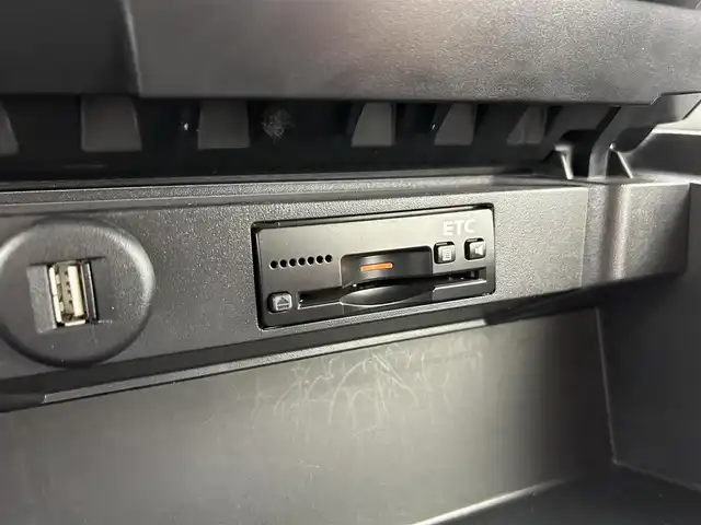 スズキ ソリオ バンディット HV MV 群馬県 2017(平29)年 2.2万km ファーベントレッド/スーパーブラックパール 純正ナビ　全方位　衝突軽減システム　クルーズコントロール　レーンアシスト　パワースライドドア　シートヒーター　横滑り防止　アイドリングストップ　オートライト　プッシュスタート　スマートキー　　禁煙車