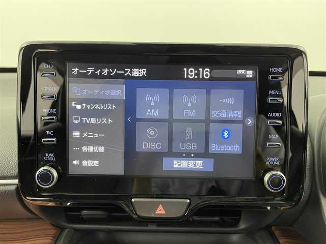 トヨタ ヤリスクロス ハイブリッド Z 大分県 2021(令3)年 6.1万km ブラックマイカ/センシュアルレッドマイカ 純正ディスプレィオーディオ/パノラミックビューモニター/BSM/TV/電動パーキングブレーキ/レーダークルーズ/パワーシート/ハーフレザーシート/シートヒーター/プッシュスタート/ETC/フロアマット/ドアバイザー/LEDヘッドライト