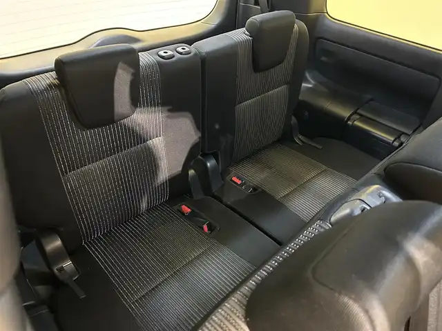 トヨタ ヴォクシー ZS 煌Ⅱ 愛媛県 2019(令1)年 3.9万km ホワイトパールクリスタルシャイン ワンオーナー/純正10型ナビ/(Bluetooth/フルセグ/HDMI)/バックカメラ/クルーズコントロール/フリップダウンモニター/前後ドライブレコーダー/両側電動スライド/衝突被害軽減ブレーキ/コーナーセンサー/レーンキープアシスト/オートマチックハイビーム/オートライト/フォグランプ/ドアバイザー/ステアリングスイッチ/サイドサンシェード/エンジンスターター/ECOモード/保証書
