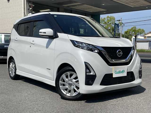 日産 デイズ HWS X プロパイロットED 和歌山県 2022(令4)年 1.7万km ホワイトパール メーカー純正オーディオ/（AM/FM/CD/AUX）/プロパイロット/全周囲カメラ/革調シートカバー/純正フロアマット/純正ドアバイザー/ETC/オートライト/プッシュスタート/アイドリングストップ