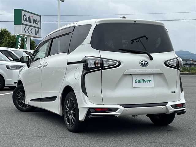 トヨタ シエンタ ハイブリッド ファンベースG セーフティEDⅡ 奈良県 2021(令3)年 5.4万km ホワイトパールクリスタルシャイン モデリスタエアロ/両側パワースライドドア/純正ナビ(フルセグTV/CD/AM・FM/BT/HDMI)/バックカメラ/ビルトインETC/トヨタセーフティセンス/クルーズコントロール/インテリジェントクリアランスソナー/シートヒーター(D/N席)/ステアリングヒーター/100V/1500W(オプション)/純正フロアマット/ドアバイザー/スペアキー