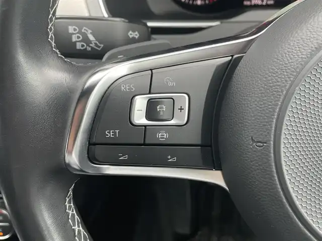 フォルクスワーゲン アルテオン TSI 4モーション Rラインアドバンス 長野県 2019(令1)年 3.4万km シルバー サンルーフ/黒革シート/ＤＹＮＡＵＤＩＯサウンド　/ＤｉｓｃｏｖｅｒＰｒｏナビ　/３６０°ビューカメラ　/ＴＶ　/ＨＵＤ　/ＡＣＣ　/衝突軽減B/パワーシート/シートヒーター　/パワーバックドア　/ＥＴＣ　/ＣａｒＰｌａｙ対応