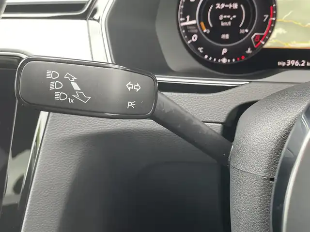 フォルクスワーゲン アルテオン TSI 4モーション Rラインアドバンス 長野県 2019(令1)年 3.4万km シルバー サンルーフ/黒革シート/ＤＹＮＡＵＤＩＯサウンド　/ＤｉｓｃｏｖｅｒＰｒｏナビ　/３６０°ビューカメラ　/ＴＶ　/ＨＵＤ　/ＡＣＣ　/衝突軽減B/パワーシート/シートヒーター　/パワーバックドア　/ＥＴＣ　/ＣａｒＰｌａｙ対応