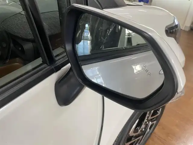 トヨタ シエンタ ハイブリッド Z 道央・札幌 2023(令5)年 3.7万km ホワイトパールクリスタルシャイン 4WD/寒冷地仕様/純正ナビ/・フルセグTV/CD/DVD/BT/USB/バックカメラ/トヨタセーフティセンス/・プリクラッシュセーフティ/・レーントレーシングアシスト/・レーンディパーチャーアラート/・ロードサインアシスト/・ドライバー異常検知システム/・発進遅れ告知機能/・プロアクティブドライビングアシスト/・緊急時操舵支援機能/・低速時加速抑制機能/横滑り防止装置/前後コーナーセンサー/ブラインドスポットモニター/レーダークルーズコントロール/ビルトインETC/両側パワースライドドア/オートライト/アダプティブハイビーム/LEDヘッドライト/プッシュスタート/スマートキーx2/純正フロアマット/純正ドアバイザー/ウインカーミラー/ステアリングリモコン/純正15インチAW/社外AW付き冬タイヤ積込/・185/65R15 ’23製 7mm/新車時保証書/取扱説明書