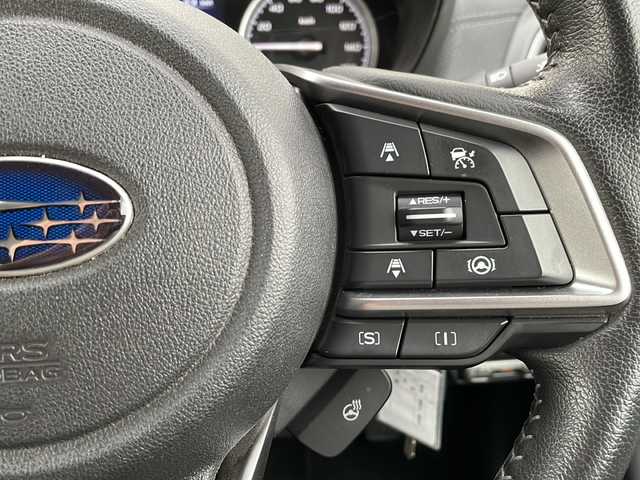 スバル フォレスター ツーリング 道北・旭川 2020(令2)年 3.3万km アイスシルバーメタリック ・４ＷＤ/・純正メモリーナビ/ＣＤ、ＤＶＤ、ＢＴ、ＳＤ、フルセグ/・バック、サイドカメラ////アイサイトコアテクノロジー////・プリクラッシュブレーキ/・追従機能付クルーズコントロール/・車線逸脱抑制機能、逸脱警報/・ＡＴ誤発進、誤後進抑制制御/・ふらつき警報/・先行車発進お知らせ/・後退時ブレーキアシスト/・ＬＥＤオートライト/・ステアリングレスポンシブヘッドランプ/・ドライブレコーダー/・パドルシフト/・オートビークルホールド/・ステアリングヒーター/・ミラーヒーター/・フロントワイパーデアイサー/・全席シートヒーター/・ハーフレザーシート/・純正１７インチアルミ/・新車時保証書、取説/・ＥＴＣ/・スペアキー×１