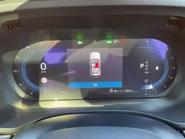 ボルボ ボルボ ＸＣ６０ B5 AWD インスクリプション 青森県 2022(令4)年 6.4万km フュージョンレッドM ワンオーナー/4WD/ターボ/パノラマサンルーフ/黒革シート/全方位カメラ/アダプティブクルーズコントロール/ＡｐｐｌｅＣａｒＰｌａｙ/置くだけ充電/純正HDDナビ/(USB/Bt)/レーンキープアシスト/ブラインドスポット/ヘッドアップディスプレイ/バーチャルコックピット/前席メモリー付きパワーシート/全席シートヒーター/前席ベンチレーター/D席マッサージ機能/ステアリングヒーター/ステアリングスイッチ/ＬＥＤオートライト/LEDフォグランプ/純正１９インチアルミホイール/ウインカーミラー/ルーフレール/ヘットライトウオッシャー/前後バンパーソナー/革巻きステア/ノブ/パドルシフト/プッシュスタートシステム/W/サイド/カーテンエアバッグ/アイドリングストップ/ドアバイザ/ABS/スマートキーX2/保証書/点検記録簿　R5.R6