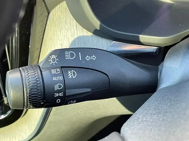ボルボ ボルボ ＸＣ６０ B5 AWD インスクリプション 青森県 2022(令4)年 6.4万km フュージョンレッドM ワンオーナー/4WD/ターボ/パノラマサンルーフ/黒革シート/全方位カメラ/アダプティブクルーズコントロール/ＡｐｐｌｅＣａｒＰｌａｙ/置くだけ充電/純正HDDナビ/(USB/Bt)/レーンキープアシスト/ブラインドスポット/ヘッドアップディスプレイ/バーチャルコックピット/前席メモリー付きパワーシート/全席シートヒーター/前席ベンチレーター/D席マッサージ機能/ステアリングヒーター/ステアリングスイッチ/ＬＥＤオートライト/LEDフォグランプ/純正１９インチアルミホイール/ウインカーミラー/ルーフレール/ヘットライトウオッシャー/前後バンパーソナー/革巻きステア/ノブ/パドルシフト/プッシュスタートシステム/W/サイド/カーテンエアバッグ/アイドリングストップ/ドアバイザ/ABS/スマートキーX2/保証書/点検記録簿　R5.R6