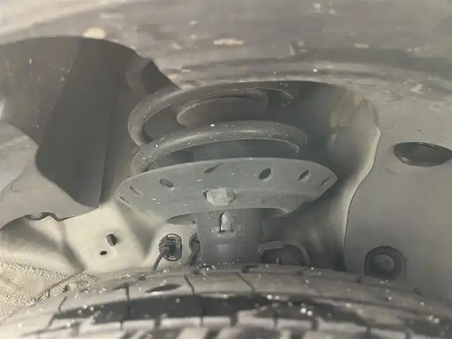 ホンダ フリード ハイブリット G 岡山県 2016(平28)年 14万km ホワイトオーキッドパール 純正ナビ/・FM/AM/Bluetooth/フルセグ/CD/DVD/バックカメラ/両側パワースライド/ETC/社外ドライブレコーダー（前後）/クルーズコントロール/スペアキー1本/盗難防止装置/横滑り防止装置/純正LEDヘッドライト/・オートライト/・フォグライト/純正フロアマット