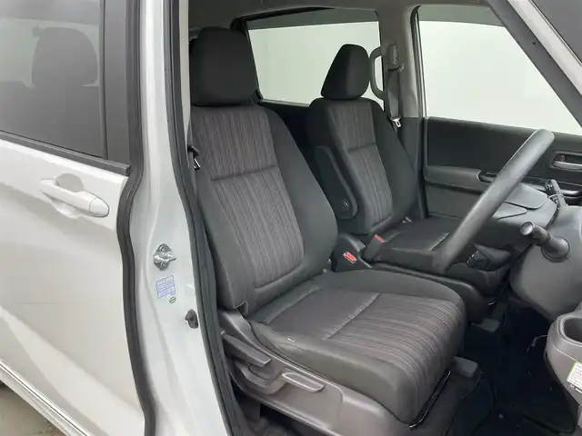 ホンダ フリード ハイブリット G 岡山県 2016(平28)年 14万km ホワイトオーキッドパール 純正ナビ/・FM/AM/Bluetooth/フルセグ/CD/DVD/バックカメラ/両側パワースライド/ETC/社外ドライブレコーダー（前後）/クルーズコントロール/スペアキー1本/盗難防止装置/横滑り防止装置/純正LEDヘッドライト/・オートライト/・フォグライト/純正フロアマット