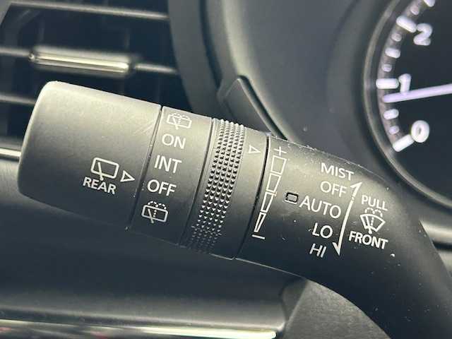 マツダ マツダ３ファストバック 20S Lパッケージ 宮城県 2020(令2)年 4.4万km マシーングレープレミアムM 純正ナビ/フルセグTV/AM/FM/Bluetooth/CD/DVD/全方位カメラ/レーダークルーズコントロール/運転席パワーシート/前席シートヒーター/ステアリングヒーター/パドルシフト/ブラインドスポットモニター/純正18インチAW/クリアランスソナー/横滑り防止装置/衝突被害軽減システム/前後ドライブレコーダー/スペアキー×1/オートライト/オートマチックハイビーム/ETC/取扱説明書/純正フロアマット