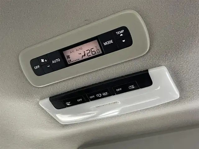 日産 セレナ e－パワー ハイウェイスター V 群馬県 2021(令3)年 3.9万km マルーンレッド 2トーン 純正１０インチナビ/ＢＴ/フルセグ/フリップダウンモニター/全方位カメラ/ＥＴＣ/ハンズフリー両側パワースライドドア/シートヒーター/レーンアシスト/パーキングアシスト/インテリジェントルームミラー/SRSエアバック （運転席/助手席/サイド/カーテン）/オートライト/オートマチックハイビーム/衝突被害軽減システム/盗難防止装置/禁煙者