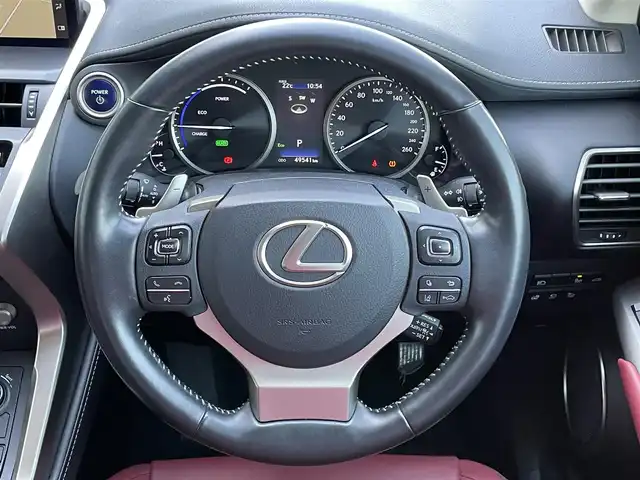 レクサス ＮＸ 300h Iパッケージ 道央・札幌 2020(令2)年 5万km グラファイトブラックガラスフレーク ４WD/純正メモリーナビ/CD/DVD/BT/フルセグ/プリクラッシュセーフティ/横滑り防止装置/レーダークルーズコントロール/レーンキープアシスト/クリアランスソナー/ブラインドスポットモニター/パーキングサポートブレーキ/ロードサインアシスト/バック/サイドカメラ/ビルトインETC2.0/ドライブレコーダー/EVMODE/DRIVEMODE切替/パワーバックドア/前席パワーシート/D席メモリーシート/前席シートヒーター/革巻きステアリング/ステアリングリモコン/パドルシフト/ハンドルヒーター/電動パーキング/ブレーキホールド/MTモード付AT/自動防眩ミラー/HUD/nanoe/プッシュスタート/スマートキー/カードキー/リモートスタート/３眼LEDヘッドライト/オートライト/オートハイビーム/フォグランプ/電動格納ミラー/ヒーテッドドアミラー/ウィンカーミラー/フロアマット/スペアキー
