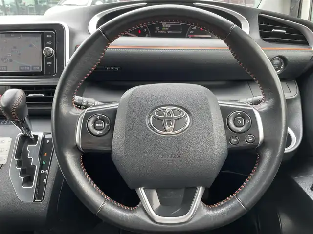 トヨタ シエンタ G クエロ 栃木県 2018(平30)年 4.5万km ホワイトパールクリスタルシャイン トヨタセーフティセンス/モデリスタエアロ/純正メモリナビ/フルセグTV/DVD/Bluetooth/純正フリップダウンモニター/バックカメラ/ETC/前後ドライブレコーダー/ハーフレザーシート/両側パワースライドドア/コンソールBOX/ステアリングリモコン/LEDヘッドライト/フォグランプ/スマートキー/スペアキー