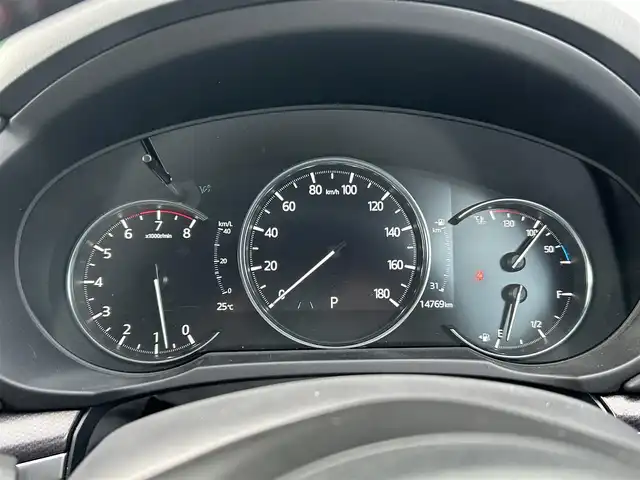 マツダ ＣＸ－５ 25S スポーツアピアランス 香川県 2021(令3)年 1.5万km スノーフレイクホワイトパールマイカ 登録時走行距離14768km/1オーナー/純正10.25型ディスプレイオーディオ/（フルセグTV/Bluetooth/USB）/純正前後ドライブレコーダー/i-ACTIVSENSE/・360°ビューモニター/・アドバンストスマートシティブレーキサポート/・レーダークルーズコントロール/・レーンキープアシスト/・車線逸脱警報システム/・ブラインドスポットモニター/・交通標識認識/・ドライバーアテンションアラート/・アダプティブフロントライティングシステム/・ハイビームコントロールシステム/LEDヘッドライト/ヘッドアップディスプレイ/電動パーキングブレーキ/オートブレーキホールド/オートワイパー/革巻きステアリング/ステアリングスイッチ/パドルシフト/ステアリングヒーター/黒革シート/前席パワーシート/前席シートヒーター/電動バックドア/ワイヤレス充電器/純正ETC/純正19インチ専用アルミホイール/純正フロアマット/トノカバー/ISOFIX/スペアキー/新車保証書/整備記録簿/取扱説明書