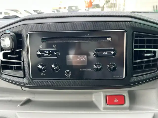 ダイハツ ミラ イース X SAⅢ 宮城県 2018(平30)年 3.6万km ホワイト スマートアシスト3/・衝突被害軽減ブレーキ/・車線逸脱警報/・誤発進抑制機能/・オートハイビーム/・先行車発進お知らせ機能/純正CDオーディオ/LEDヘッドランプ/ヘッドライトレベライザー/リモコンキー/アイドリングストップ/電動格納ミラー/フロアマット/ドアバイザー/Wエアバッグ