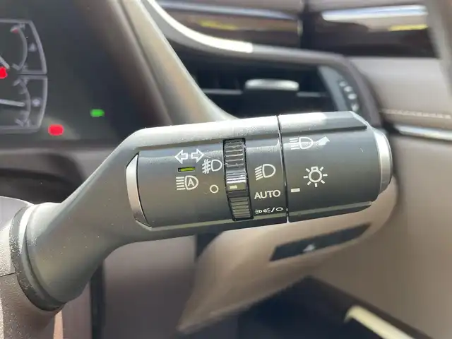 レクサス ＥＳ 300h 石川県 2020(令2)年 4.9万km グラファイトブラックガラスフレーク メーカー純正ナビ/フルセグTV/パノラマモニター/LEDヘッドライト/サンルーフ/革シート/シートヒーター&クーラー/パワートランク/純正アルミホイール/ETC2.0/ドライブレコーダー/ブラインドスポットモニター/レクサスセーフティ/レーダークルーズ/保証書