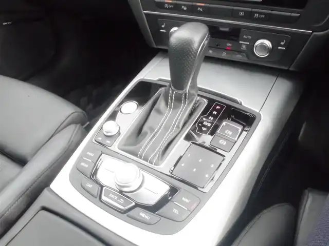 アウディ Ａ６ 2．0 TFSI クワトロSライン 岩手県 2017(平29)年 2万km グレイシアホワイトメタリック アシスタンスパッケージ/Audiブレーキガード/サイドアシスト /レーンアシスト/アダプティブクルーズ/純正ナビ/フルセグTV/全方位カメラ/パーキングエイド /パークアシスト/BOSEサウンド/ETC2.0/前後ドラレコ/黒革シート/シートヒーター/パワーシート