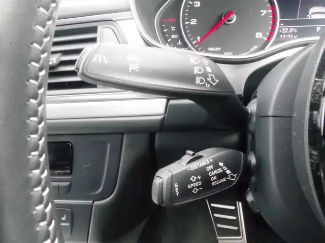 アウディ Ａ６ 2．0 TFSI クワトロSライン 岩手県 2017(平29)年 2万km グレイシアホワイトメタリック アシスタンスパッケージ/Audiブレーキガード/サイドアシスト /レーンアシスト/アダプティブクルーズ/純正ナビ/フルセグTV/全方位カメラ/パーキングエイド /パークアシスト/BOSEサウンド/ETC2.0/前後ドラレコ/黒革シート/シートヒーター/パワーシート
