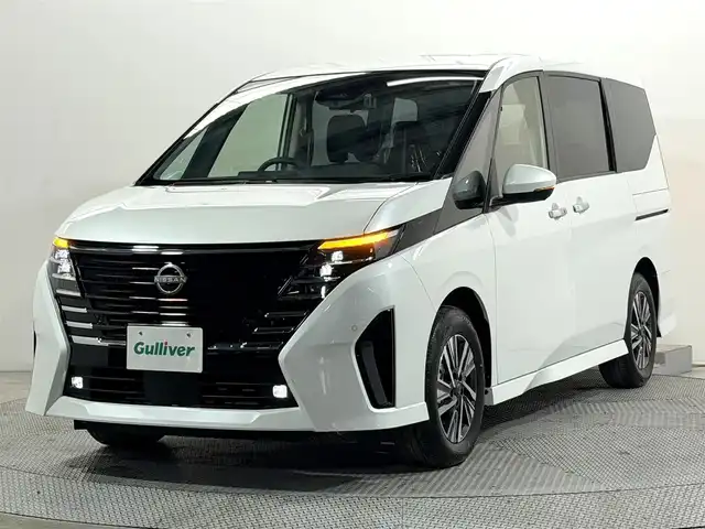 日産 セレナ e－パワー ハイウェイスター V 大阪府 2025(令7)年 0.1千km プリズムホワイト 登録済未使用車 ProPILOT 純正12.3incナビTV 360カメラ デジタルインナーミラー ハーフレザー レーダークルコン 衝突軽減ブレーキ レーンアシスト ブラインドSM 踏み間違い防止装置 クリアランスソナー 置き型充電