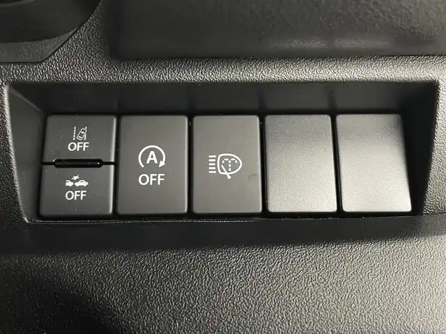 スズキ ジムニー シエラ JC 埼玉県 2023(令5)年 2.2万km ジャングルグリーン 8インチナビ Bluetooth バックカメラ シートヒーター クルーズコントロール 衝突軽減システム オートハイビーム ダウンヒルアシストコントロール 純正LEDヘッドライト ETC スマートキー