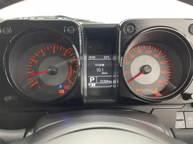 スズキ ジムニー シエラ JC 埼玉県 2023(令5)年 2.2万km ジャングルグリーン 8インチナビ Bluetooth バックカメラ シートヒーター クルーズコントロール 衝突軽減システム オートハイビーム ダウンヒルアシストコントロール 純正LEDヘッドライト ETC スマートキー