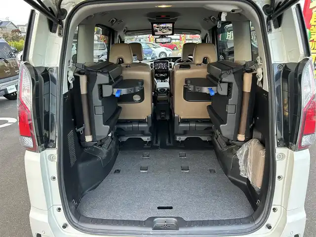 日産 セレナ ハイウェイスター G 宮城県 2016(平28)年 6.6万km ブリリアントホワイトパール セーフティパックB/・プロパイロット/・車線逸脱防止支援システム/・SRSエアバッグ（サイド/カーテン）/・アラウンドビューモニター/・スマートルームミラー/・ステアリングスイッチ/・踏み間違い衝突防止アシスト/・インテリジェントパーキングアシスト/・進入禁止標識検知/・ふらつき警報/・フロント＆バックソナー/・ヒーター付ドアミラー/・電動パーキングブレーキ/・オートブレーキホールド/グラデーション織物/合皮コンビシート/ブラウン革貼インパネ加飾/＝＝＝/エマージェンシーブレーキ/車線逸脱警報/純正フリップダウンモニター/純正9インチナビ（MM516D-L）/・CD/DVD/・Bluetooth/・フルセグTV/ビルトインETC/ハンズフリー両側電動スライドドア/革巻きステアリング/ステアリングスイッチ/LEDヘッドランプ/フォグランプ/オートライト/スマートキー＆プッシュスタート/電動格納ミラー/純正16インチAW/純正フロアマット/ドアバイザー/W/サイド/カーテンエアバッグ