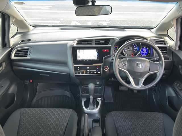 ホンダ フィット 13G Fパッケージ ファインED 大阪府 2017(平29)年 3.4万km クリスタルブラックパール ワンオーナー/純正ナビ/フルセグＴＶ/Bluetoothオーディーオ/DVD再生/バックカメラ/衝突軽減ブレーキ/スマートキー/プッシュスタート/ETC/LEDライト/サイドエアバッグ/カーテンエアバッグ