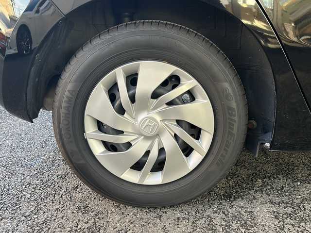 ホンダ フィット 13G Fパッケージ ファインED 大阪府 2017(平29)年 3.4万km クリスタルブラックパール ワンオーナー/純正ナビ/フルセグＴＶ/Bluetoothオーディーオ/DVD再生/バックカメラ/衝突軽減ブレーキ/スマートキー/プッシュスタート/ETC/LEDライト/サイドエアバッグ/カーテンエアバッグ