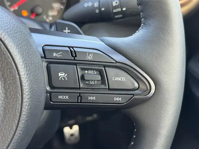 トヨタ ＧＲヤリス RS 兵庫県 2022(令4)年 3万km プラチナホワイトパールマイカ GRエアロ（F/S）/トヨタセーフティセンス/プリクラッシュセーフティ/バックモニター/前2席シートヒーター/ステアリングヒーター/前後2カメドラレコ/純正ディスプレイオーディオ/Bluetooth接続可/ETC/LEDヘッドライト