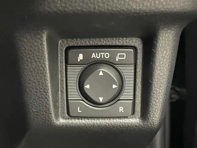 トヨタ クラウン ハイブリッド RS アドバンス 埼玉県 2019(令1)年 2.9万km プレシャスブラックパール 黒レザーシート/純正ナビ/(CD/DVD/Bluetooth/USB/AUX/音楽録音/フルセグ)/セーフティセンス/バックカメラ/レーダークルーズコントロール/前後ドライブレコーダー/シートベンチレーション/パワーシート/ステアリングヒーター/プリクラッシュセーフティ/ヘッドアップディスプレイ/BSM/前後コーナーセンサー/RCTA（リヤクロストラフィックアラート）/BSM（ブラインドスポットモニタリング）/オートLEDライト/純正１８インチアルミホイール