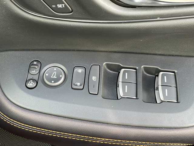 ホンダ ＺＲ－Ｖ ハイブリッド e:HEV Z 兵庫県 2023(令5)年 4.1万km プラチナホワイトパール 純正ナビ（AM/FM/BT）/・フルセグTV/クルーズコントロール/ヒルディセントコントロール/ステアリングスイッチ/パドルシフト/横滑り防止/パワーシート/シートヒーター/スポーツモード/エコモード/ドライブレコーダー/SOS