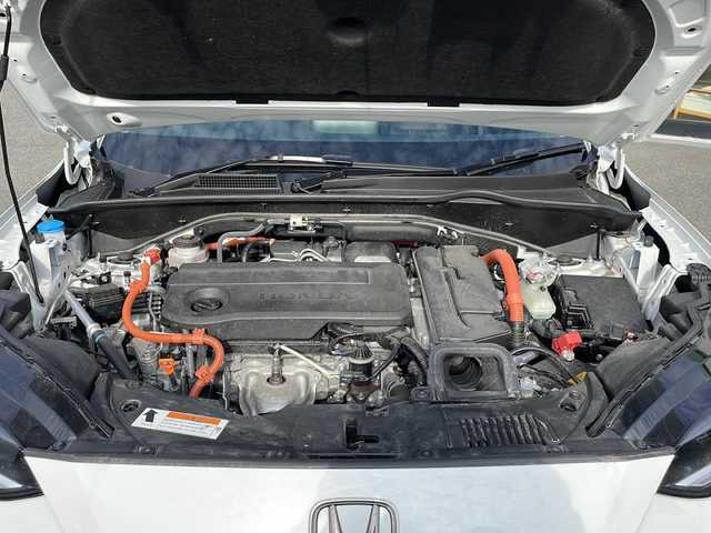 ホンダ ＺＲ－Ｖ ハイブリッド e:HEV Z 兵庫県 2023(令5)年 4.1万km プラチナホワイトパール 純正ナビ（AM/FM/BT）/・フルセグTV/クルーズコントロール/ヒルディセントコントロール/ステアリングスイッチ/パドルシフト/横滑り防止/パワーシート/シートヒーター/スポーツモード/エコモード/ドライブレコーダー/SOS