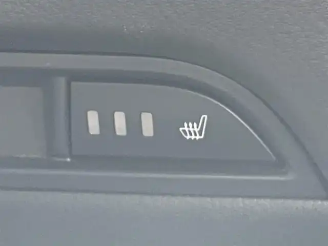 マツダ ＣＸ－５ XD Lパッケージ 東京都 2018(平30)年 3.5万km スノーフレイクホワイトパールマイカ ワンオーナー　/４ＷＤ　/純正ナビ　/ＢＯＳＥ　/全周囲カメラ　/フルセグＴＶ　/レザーシート　/前席パワーシート　/全席シートヒーター　/ステアリングヒーター　/追従クルコン　/電動リアゲート　/エンジンスターター　/禁煙