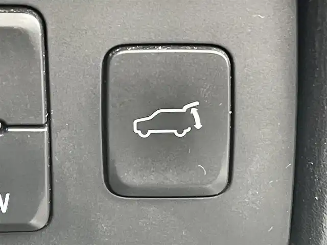 マツダ ＣＸ－５ XD Lパッケージ 東京都 2018(平30)年 3.5万km スノーフレイクホワイトパールマイカ ワンオーナー　/４ＷＤ　/純正ナビ　/ＢＯＳＥ　/全周囲カメラ　/フルセグＴＶ　/レザーシート　/前席パワーシート　/全席シートヒーター　/ステアリングヒーター　/追従クルコン　/電動リアゲート　/エンジンスターター　/禁煙