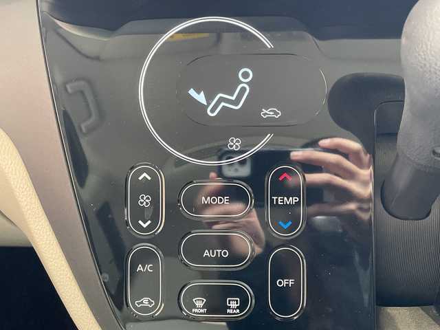 日産 デイズ ルークス X 埼玉県 2019(令1)年 3.9万km スパークリングレッドM エマージェンシーブレーキ/純正ナビ/　　CD/BT/フルセグ/アラウンドビューモニター/左パワースライドドア/コーナーセンサー/ETC/スマートキー/禁煙車