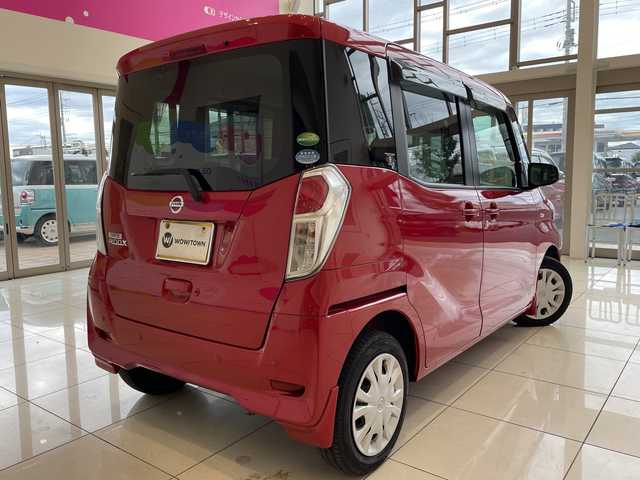 日産 デイズ ルークス X 埼玉県 2019(令1)年 3.9万km スパークリングレッドM エマージェンシーブレーキ/純正ナビ/　　CD/BT/フルセグ/アラウンドビューモニター/左パワースライドドア/コーナーセンサー/ETC/スマートキー/禁煙車