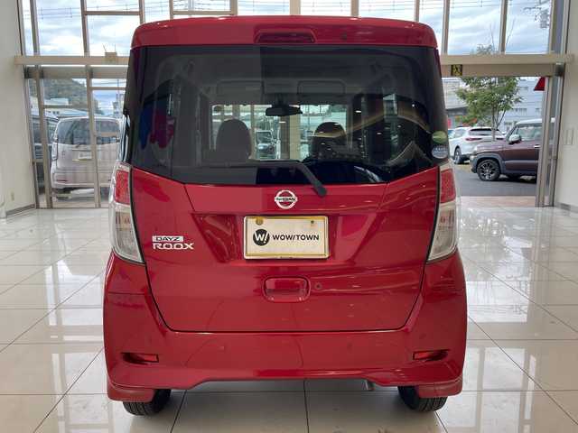 日産 デイズ ルークス X 埼玉県 2019(令1)年 3.9万km スパークリングレッドM エマージェンシーブレーキ/純正ナビ/　　CD/BT/フルセグ/アラウンドビューモニター/左パワースライドドア/コーナーセンサー/ETC/スマートキー/禁煙車