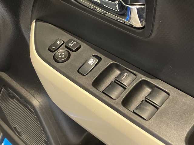 スズキ クロスビー 福井県 2018(平30)年 3.8万km スピーディーブルーメタリック/ブラック2トーンルーフ ワンオーナー/クルーズコントロール/デュアルセンサーブレーキサポート/レーンキープアシスト/コーナーセンサー/盗難防止装置/オートライト/シートヒーター/純正16インチアルミホイール/パドルシフト/LEDヘッドライト/フォグランプ/プッシュスタート/スマートキー