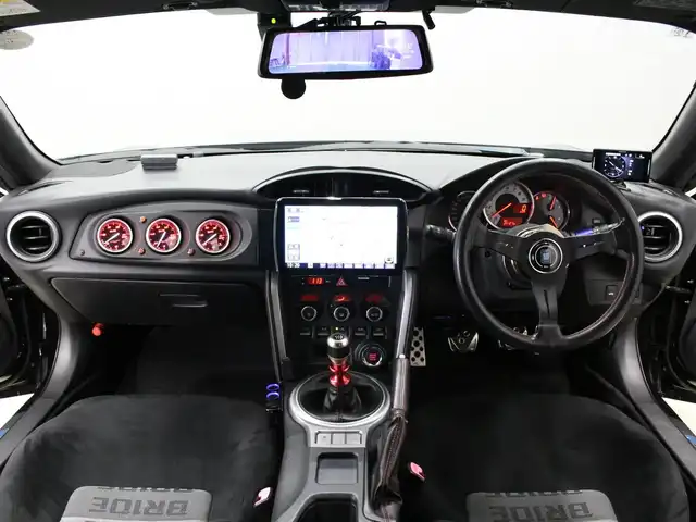 トヨタ ８６ GT 三重県 2013(平25)年 3.5万km クリスタルブラックシリカ 6MT/モデリスタエアロ/HKS 車高調/HKSレーシングサクション/GReddyマフラー/BRIDE D&N席シート/バレンティ テールランプ/バレンティ LEDバックフォグ/NARDI ステアリング/RAYS 18インチアルミホイール/パナソニックフローティングナビ/　フルセグTV/CD/DVD/B-ray/Bluetooth/ブリッツ 追加3連メーター/RAZO(GTSPEC)アルミペダル/社外リアスポイラー/社外タワーバー/レーダー探知機（AR-W86LA)