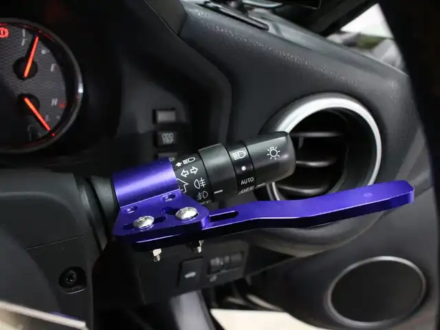 トヨタ ８６ GT 三重県 2013(平25)年 3.5万km クリスタルブラックシリカ 6MT/モデリスタエアロ/HKS 車高調/HKSレーシングサクション/GReddyマフラー/BRIDE D&N席シート/バレンティ テールランプ/バレンティ LEDバックフォグ/NARDI ステアリング/RAYS 18インチアルミホイール/パナソニックフローティングナビ/　フルセグTV/CD/DVD/B-ray/Bluetooth/ブリッツ 追加3連メーター/RAZO(GTSPEC)アルミペダル/社外リアスポイラー/社外タワーバー/レーダー探知機（AR-W86LA)