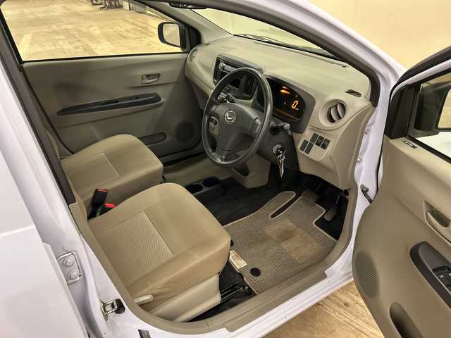 ダイハツ ミラ イース Lf メモリアルエディション 道央・札幌 2012(平24)年 5万km スカイブルー 4WD//リモコンキー//ドアバイザー//パワーウィンド//夏タイヤ付き//社外オーディオ//盗難防止装置//純正フロアマット