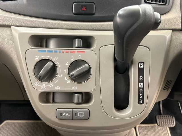 ダイハツ ミラ イース Lf メモリアルエディション 道央・札幌 2012(平24)年 5万km スカイブルー 4WD//リモコンキー//ドアバイザー//パワーウィンド//夏タイヤ付き//社外オーディオ//盗難防止装置//純正フロアマット