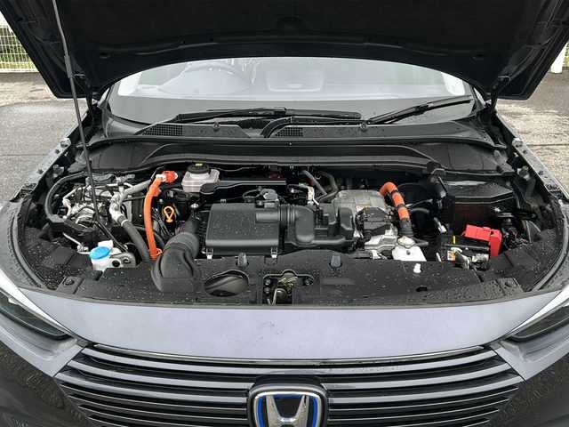 ホンダ ヴェゼル ハイブリッド e:HEV Z 福岡県 2022(令4)年 2.9万km メテオロイドグレーメタリック ４WD/純正ナビ（CD/DVD/フルセグTV/BT/SD）/バックカメラ/クルーズコントロール/横滑り防止/レーンキープアシスト/ヒルディセントコントロール/前席シートヒーター/ビルトインETC/ワイパーデアイサー/電動リアゲート/LEDヘッドライト/スマートキー