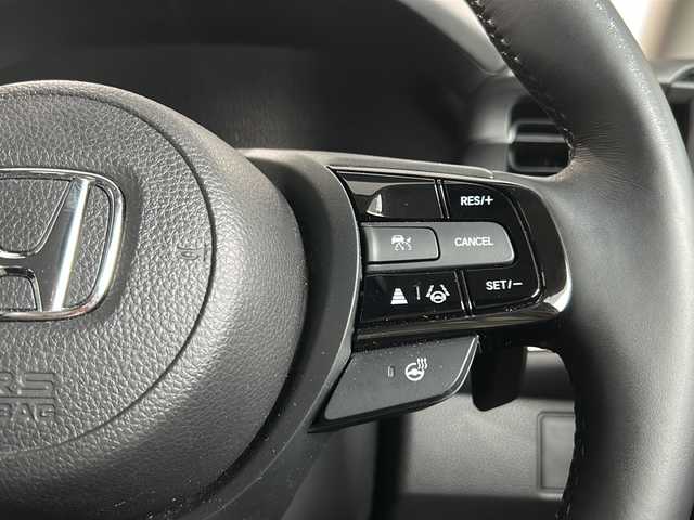 ホンダ ヴェゼル ハイブリッド e:HEV Z 福岡県 2022(令4)年 2.9万km メテオロイドグレーメタリック ４WD/純正ナビ（CD/DVD/フルセグTV/BT/SD）/バックカメラ/クルーズコントロール/横滑り防止/レーンキープアシスト/ヒルディセントコントロール/前席シートヒーター/ビルトインETC/ワイパーデアイサー/電動リアゲート/LEDヘッドライト/スマートキー